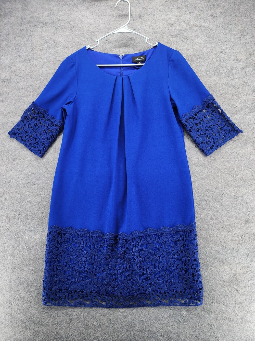 Tahari Arthur S Levine Dress Womens 6 Short Sleeve Blue
